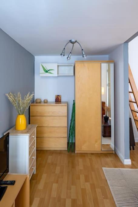Beautiful Apartment In Malasana For 3 Pax - Ferrer Madryt Zewnętrze zdjęcie